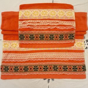 VTG St. Mary’s 70s Orange Bath Towel Set Boho Cottagecore Lace Trim Floral USA